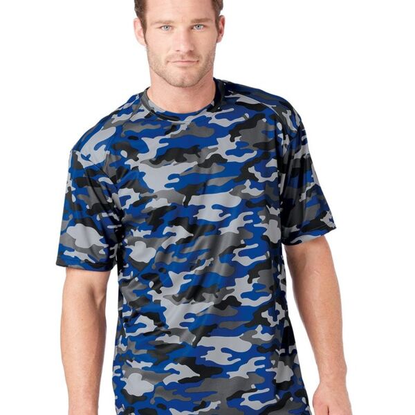 Men&#39;s Camo T-Shirt Thumbnail